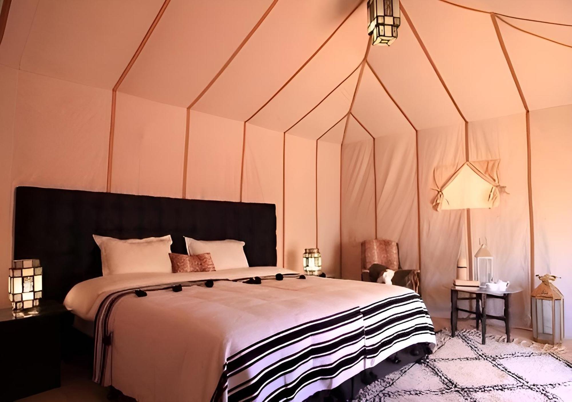 Merzouga Lovely Luxury Camp Zewnętrze zdjęcie