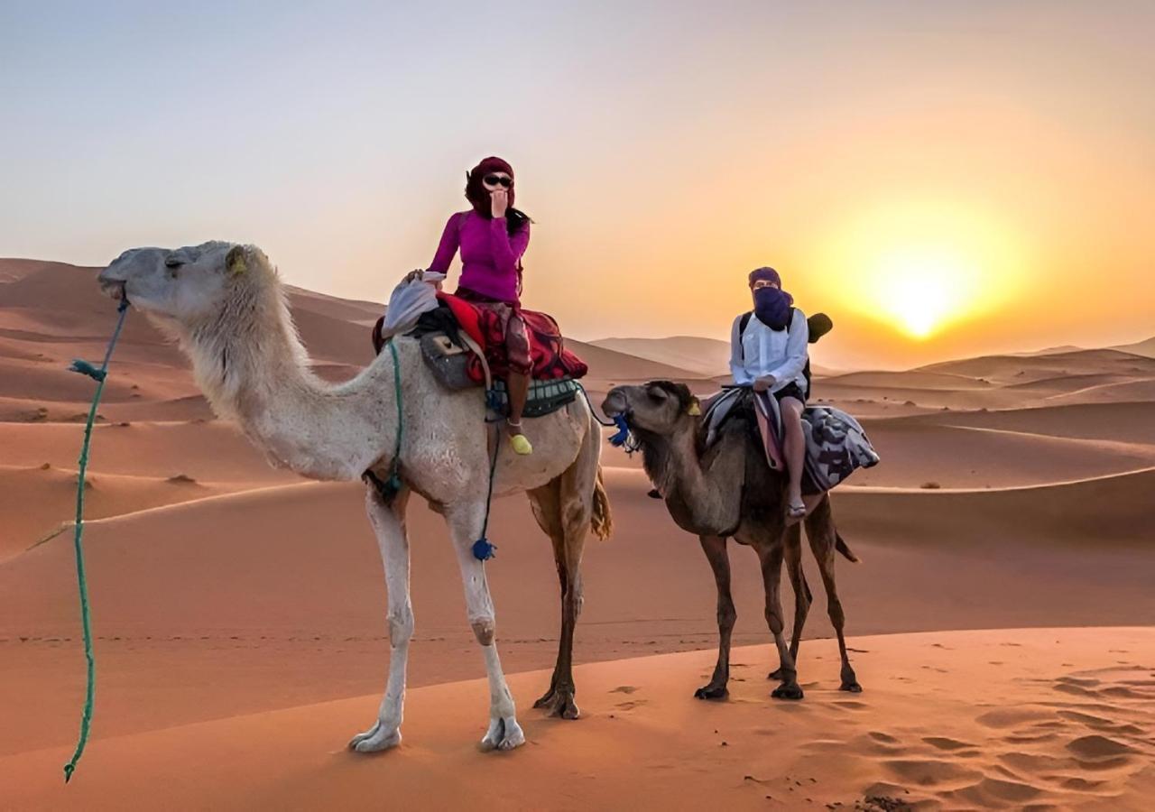 Merzouga Lovely Luxury Camp Zewnętrze zdjęcie